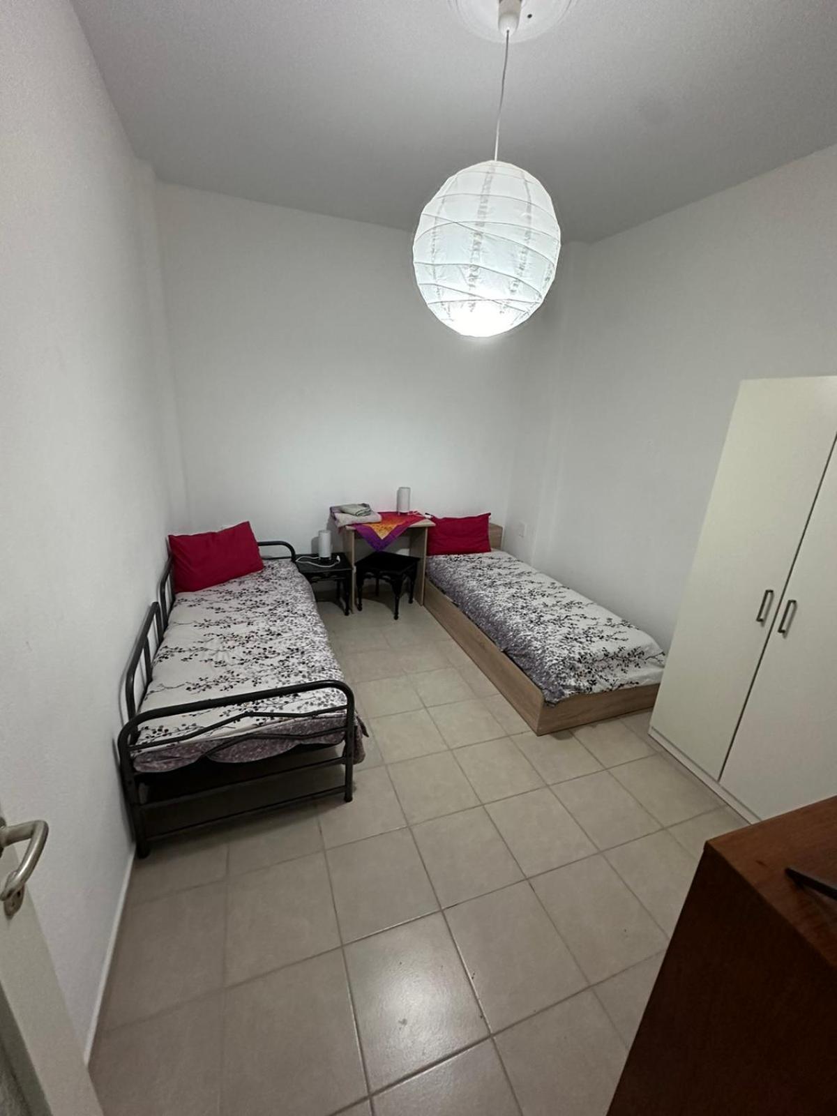 Sikies Comfort Aprts With Balcony Appartement