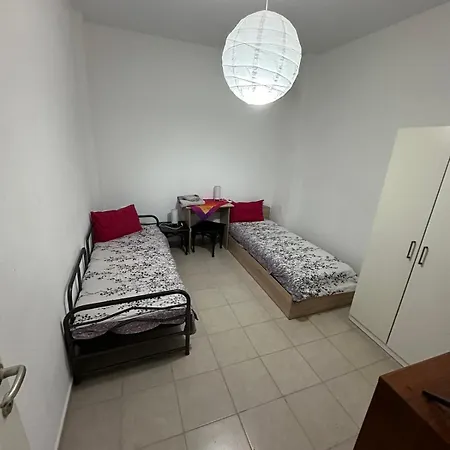 Sikies Comfort Aprts With Balcony Salonicco Esterno foto