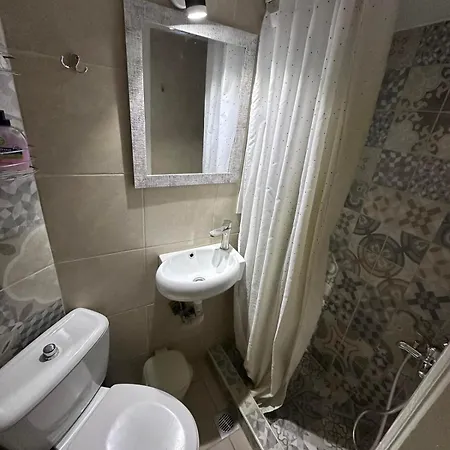 Sikies Comfort Aprts With Balcony Salonicco Esterno foto